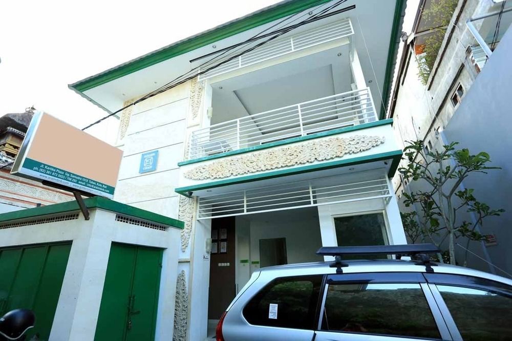 فندق Reddoorz Near Pantai Jerman كوتا المظهر الخارجي الصورة